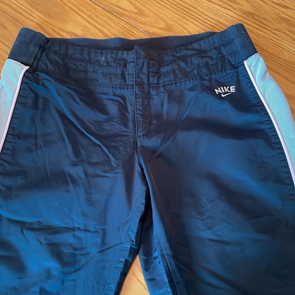 Nike capris - Picture 1 of 9